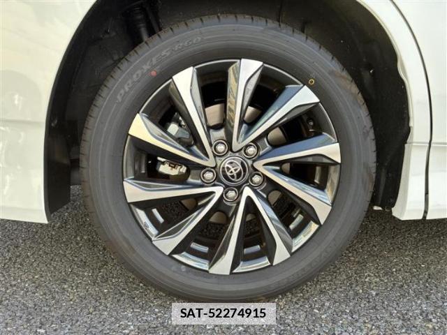 Toyota VOXY 2025-11 7821730-17
