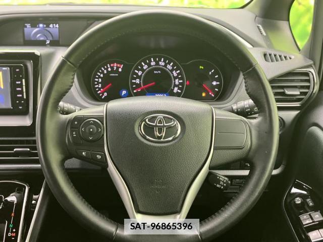 Toyota VOXY 2020-03 7821849-13