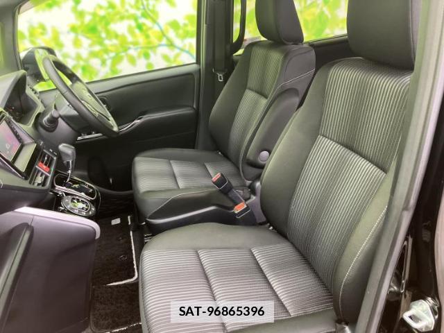 Toyota VOXY 2020-03 7821849-6