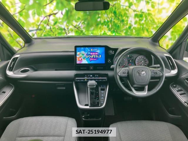 Toyota VOXY 2025-04 7821874-3
