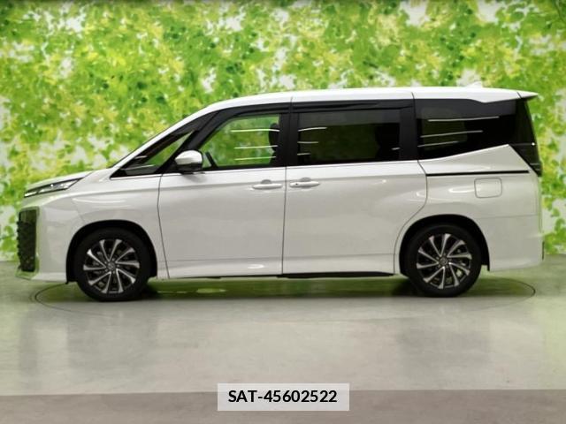Toyota VOXY 2026-01 7821912-1