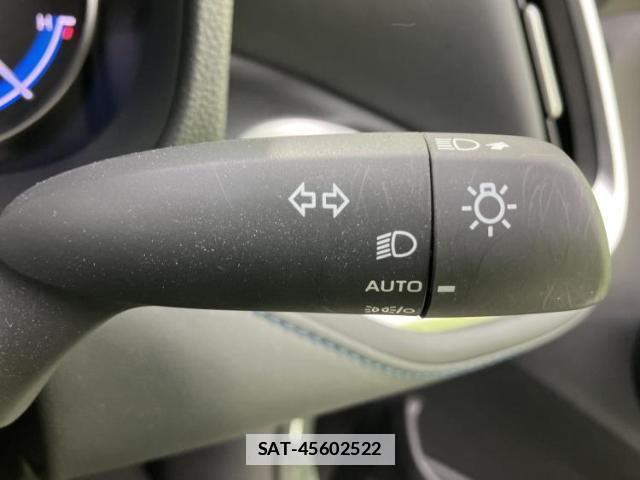 Toyota VOXY 2026-01 7821912-15