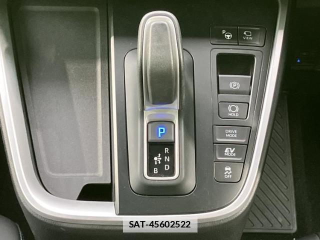 Toyota VOXY 2026-01 7821912-17