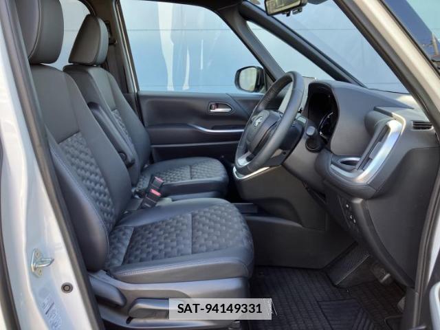 Toyota VOXY 2025-03 7821969-4