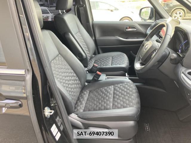 Toyota VOXY 2024-07 7822072-3