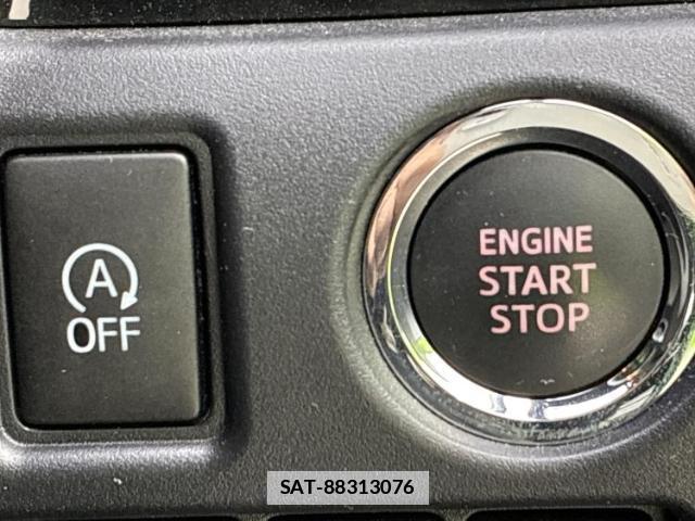 Toyota VOXY 2019-05 7822256-17