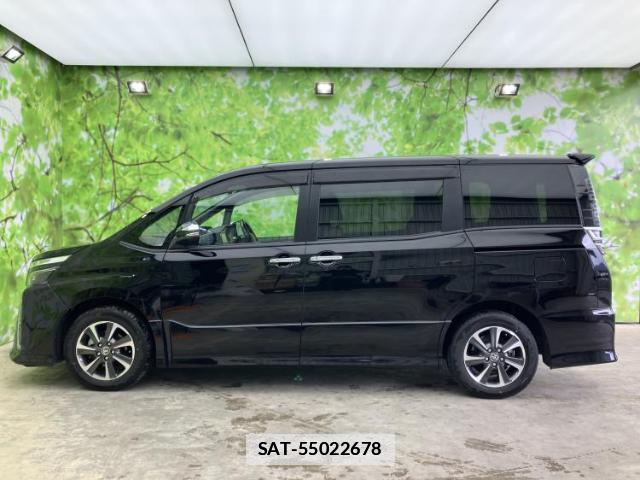 Toyota VOXY 2020-07 7822357-1