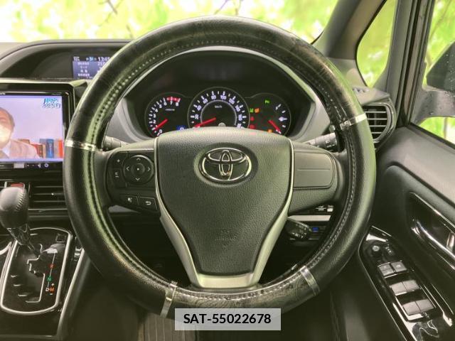 Toyota VOXY 2020-07 7822357-14