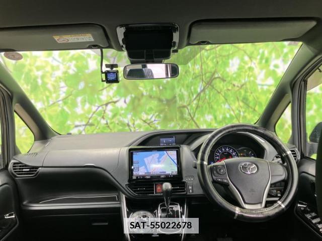 Toyota VOXY 2020-07 7822357-3