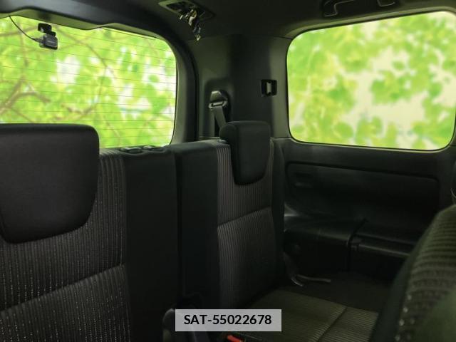 Toyota VOXY 2020-07 7822357-5