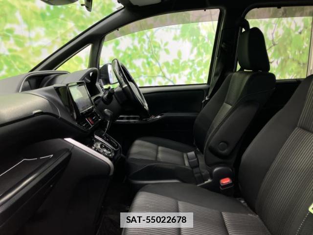 Toyota VOXY 2020-07 7822357-6