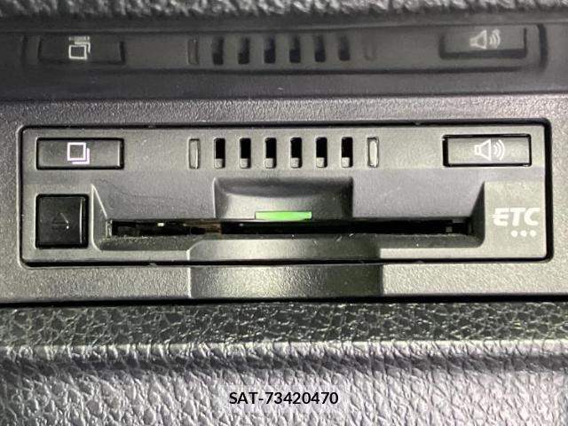 Toyota VOXY 2020-03 7822403-17