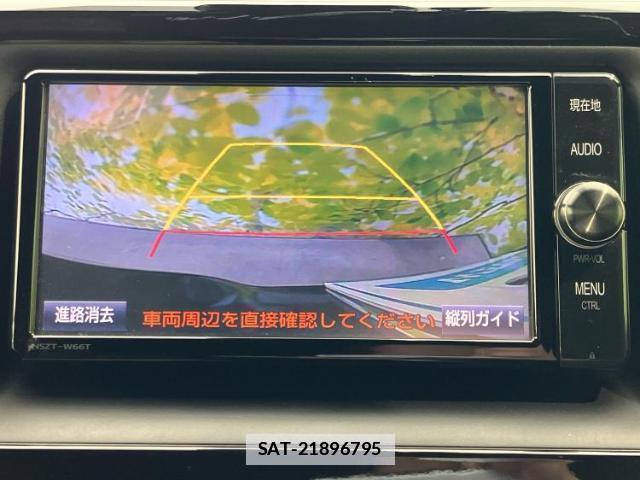Toyota VOXY 2017-08 7822406-12