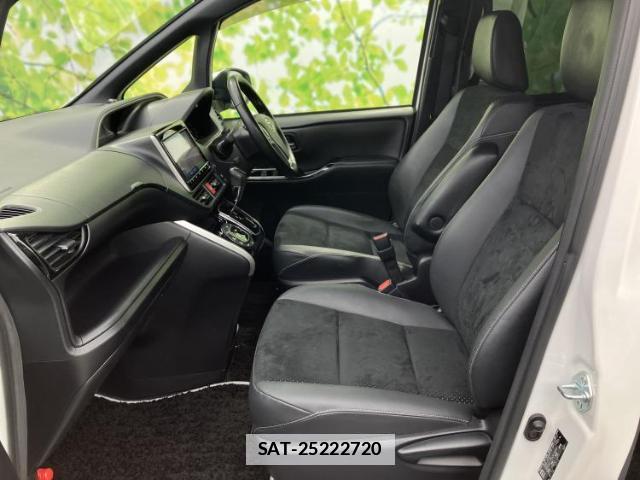 Toyota VOXY 2021-03 7822546-6