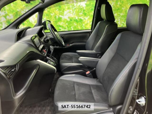 Toyota VOXY 2021-03 7822557-6