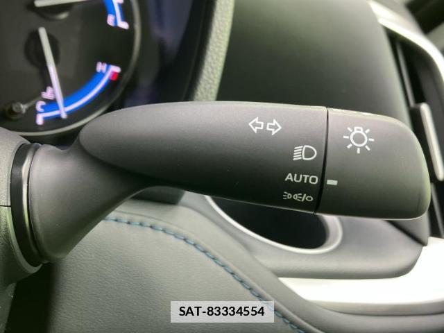 Toyota VOXY 2026-04 7822586-15