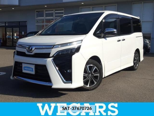Toyota VOXY 2019-02 7822617-0