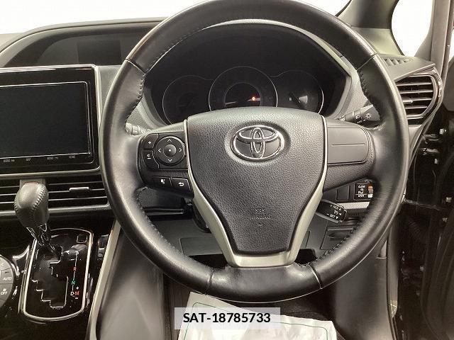 Toyota VOXY 2020-10 7822667-2