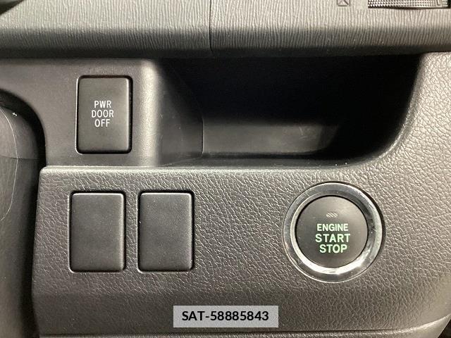Toyota VOXY 2013-09 7822689-10