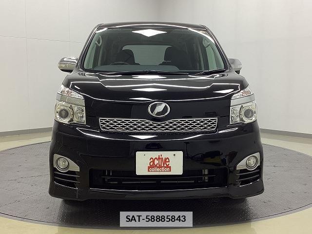 Toyota VOXY 2013-09 7822689-12