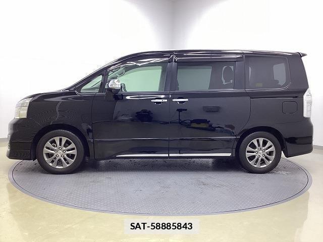 Toyota VOXY 2013-09 7822689-14