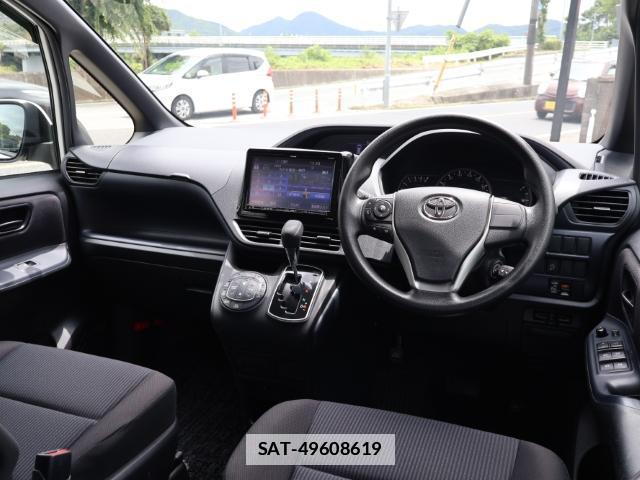 Toyota VOXY 2015-10 7822985-1