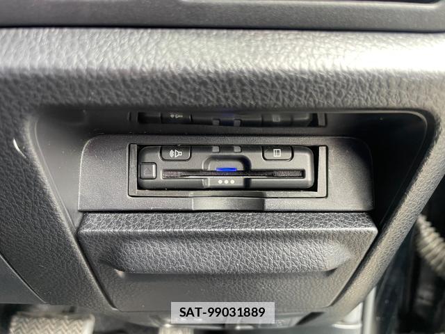 Toyota VOXY 2020-12 7823134-12