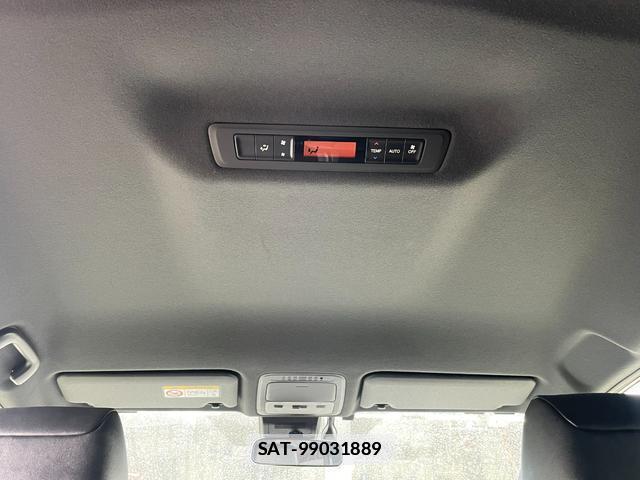 Toyota VOXY 2020-12 7823134-19