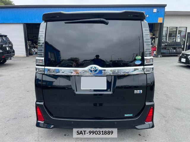 Toyota VOXY 2020-12 7823134-2