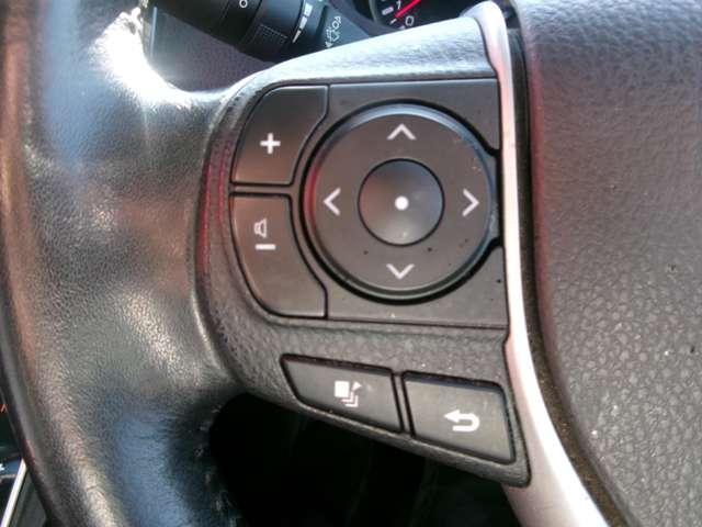 Toyota VOXY 2014-05 7823306-11