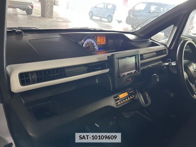 Suzuki WAGON R 2019-05 7817322-7