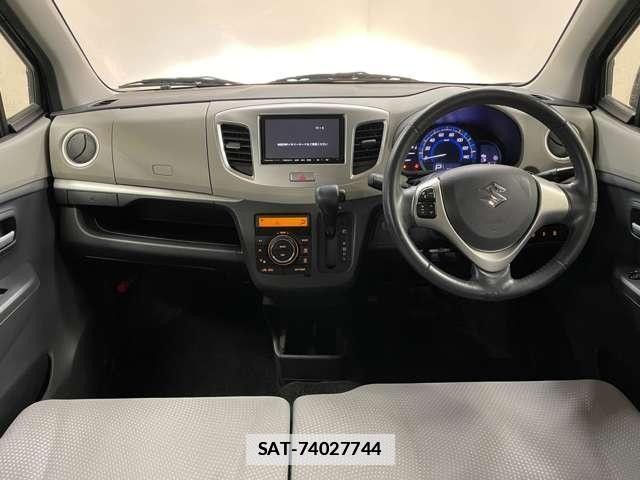 Suzuki WAGON R 2015-04 7818322-1