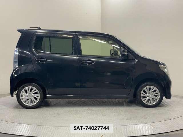 Suzuki WAGON R 2015-04 7818322-17
