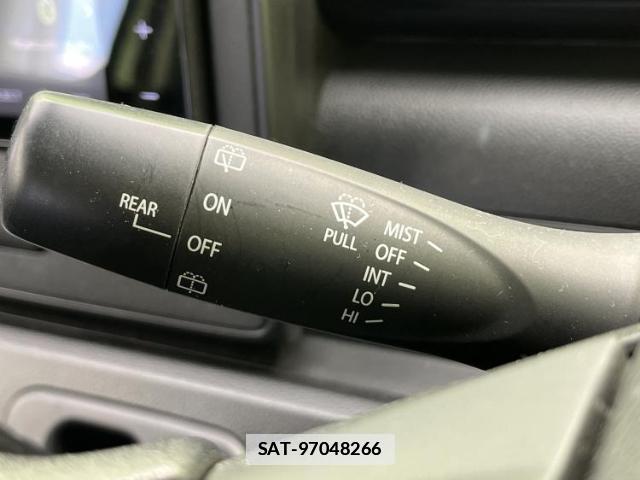 Suzuki WAGON R 2019-04 7821676-16