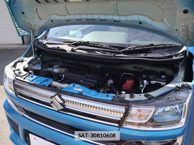 Suzuki WAGON R 2017-03 7822979-4