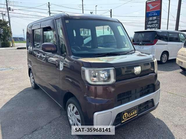 Daihatsu WAKE 2015-01 7811825-1