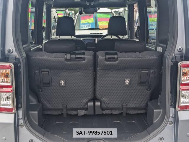 Daihatsu WAKE 2018-01 7812740-6
