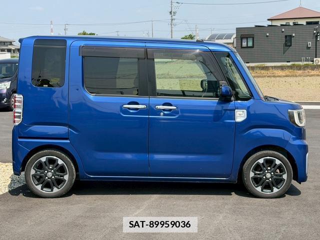 Daihatsu WAKE 2015-10 7815461-15