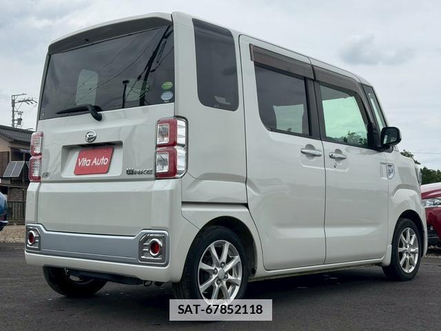 Daihatsu WAKE 2015-03 7815517-12