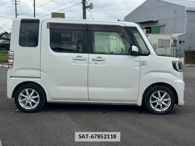 Daihatsu WAKE 2015-03 7815517-17