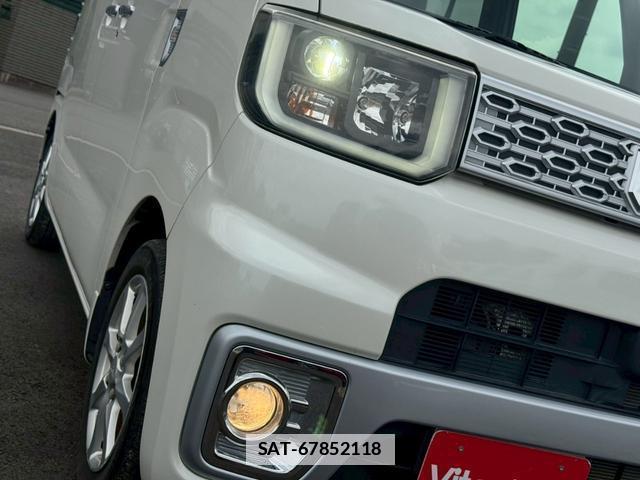 Daihatsu WAKE 2015-03 7815517-6
