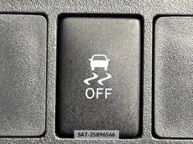 Daihatsu WAKE 2015-12 7816753-5