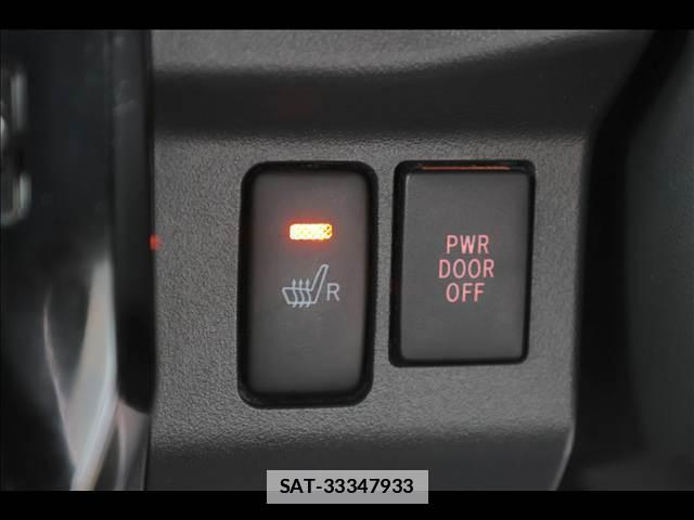 Daihatsu WAKE 2016-10 7820467-17