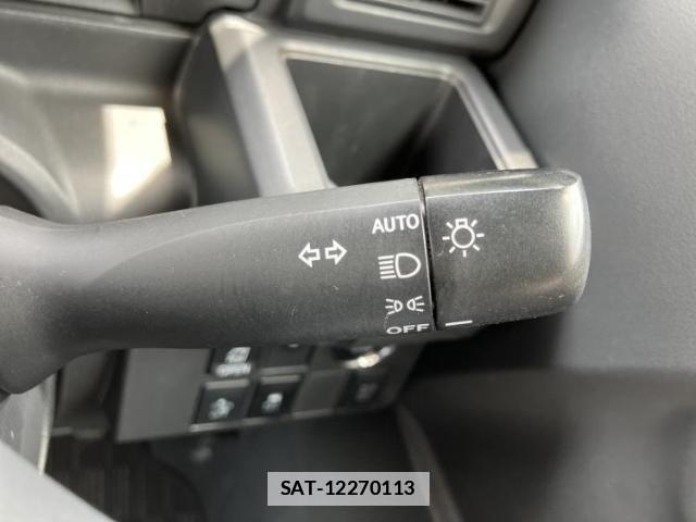 Daihatsu WAKE 2015-06 7821408-15