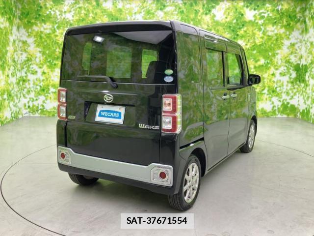 Daihatsu WAKE 2015-03 7821864-2