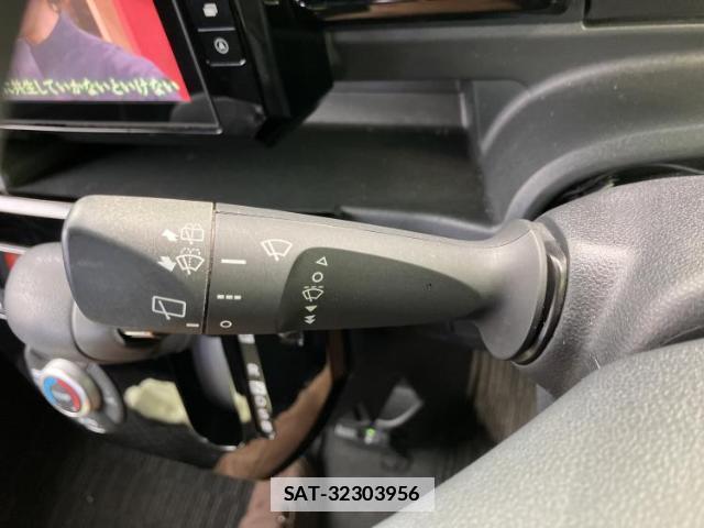 Daihatsu WAKE 2019-04 7822362-15
