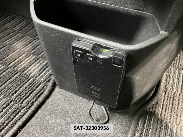 Daihatsu WAKE 2019-04 7822362-17