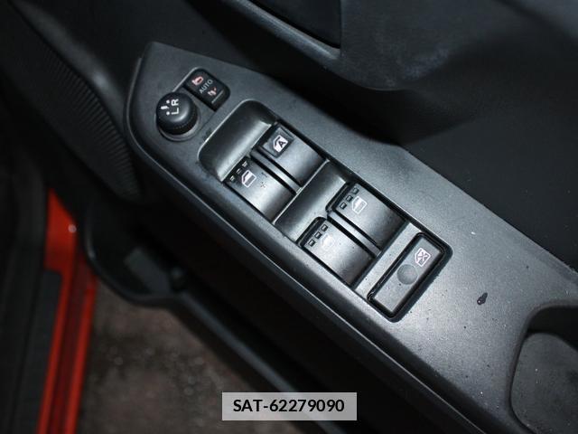 Daihatsu WAKE 2019-05 7823022-14