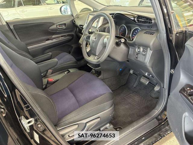 Toyota WISH 2012-05 7816669-2