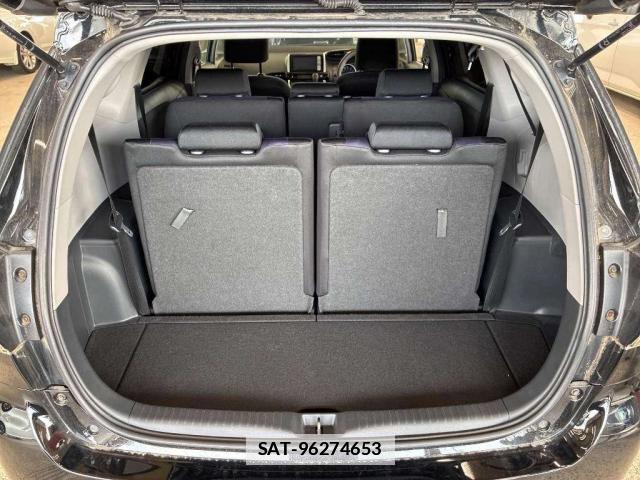 Toyota WISH 2012-05 7816669-5